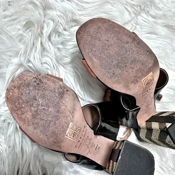 TABITA | Patent Leather Combo Block Heels Chevron Sandals Tan Black | Size 7 - Picture 7 of 8